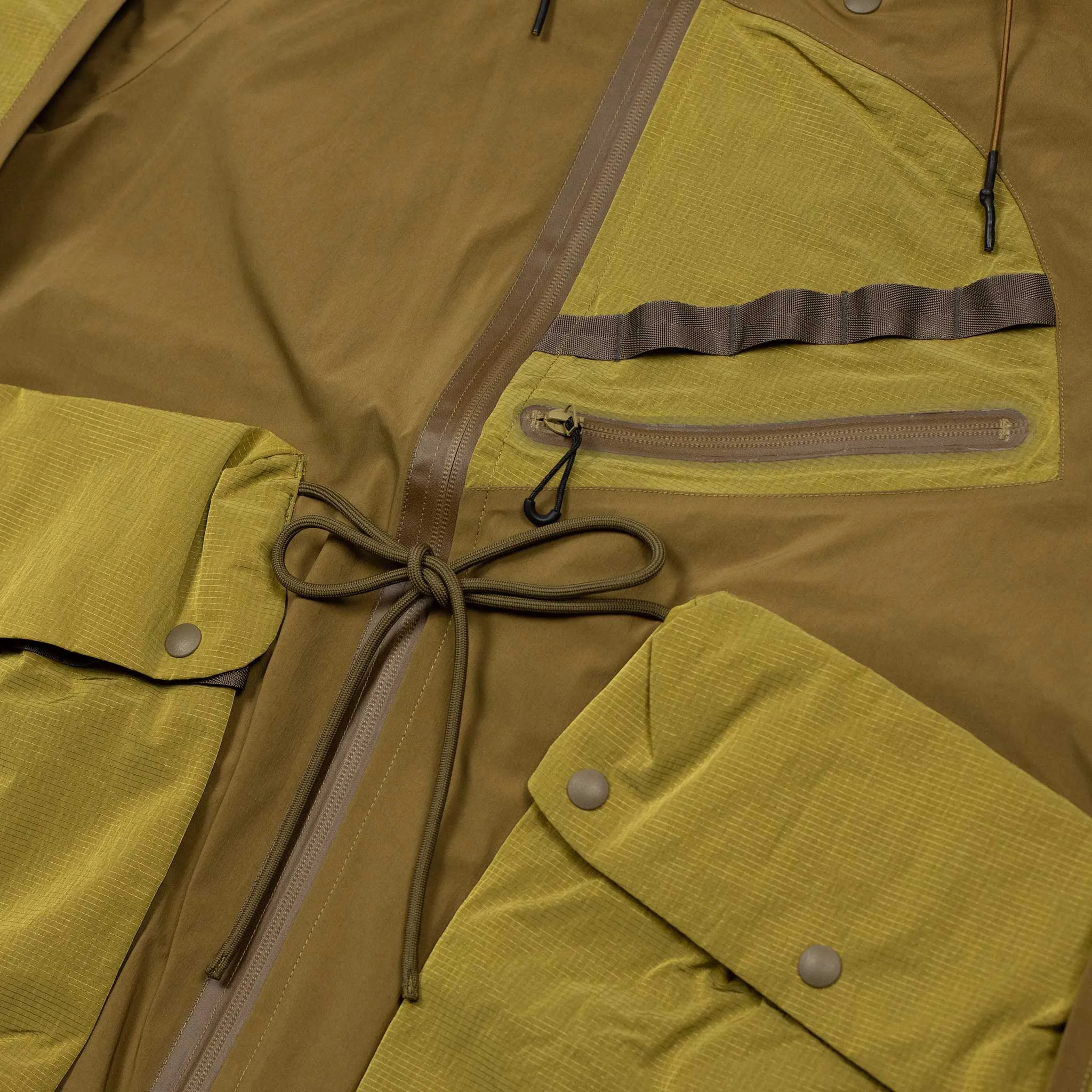 All-weather shell jacket in coyote brown and green nylon