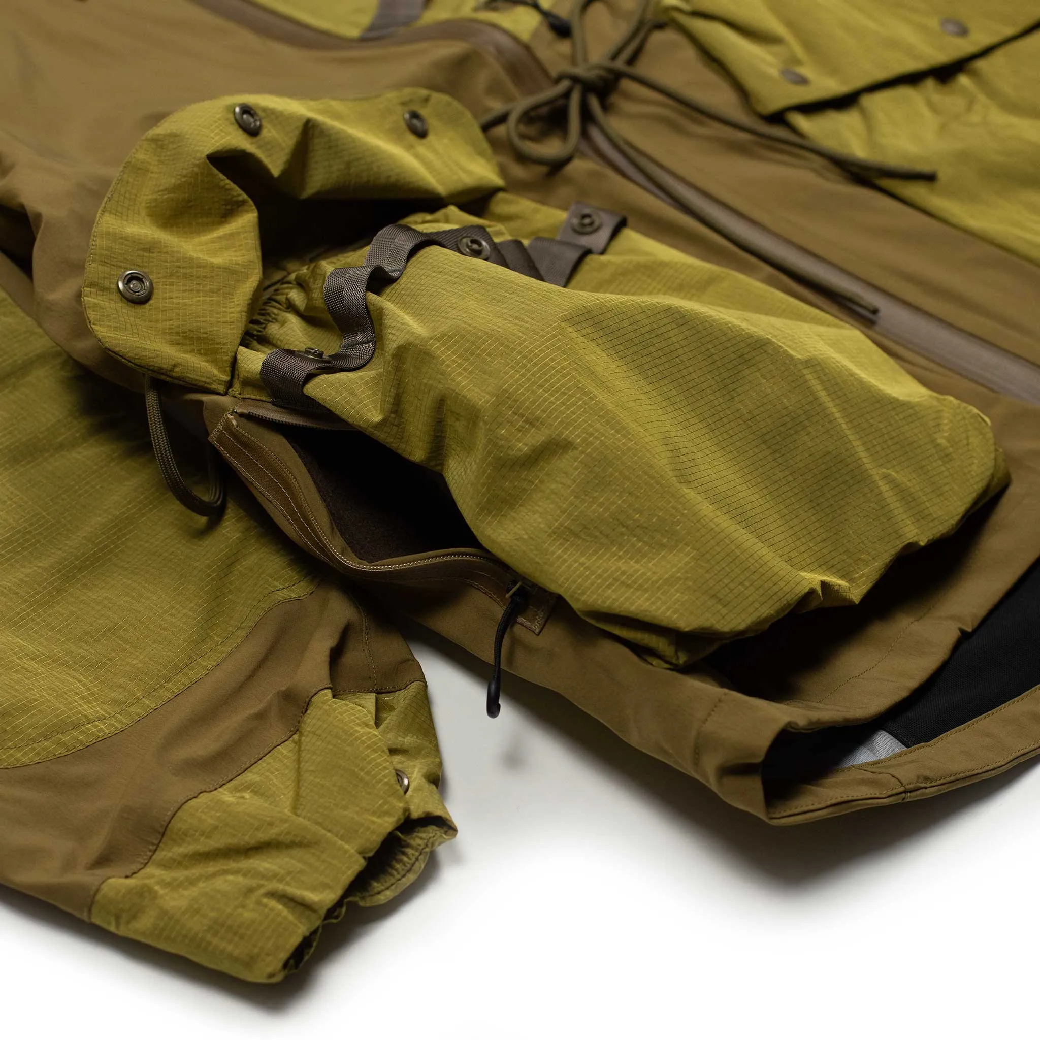 All-weather shell jacket in coyote brown and green nylon