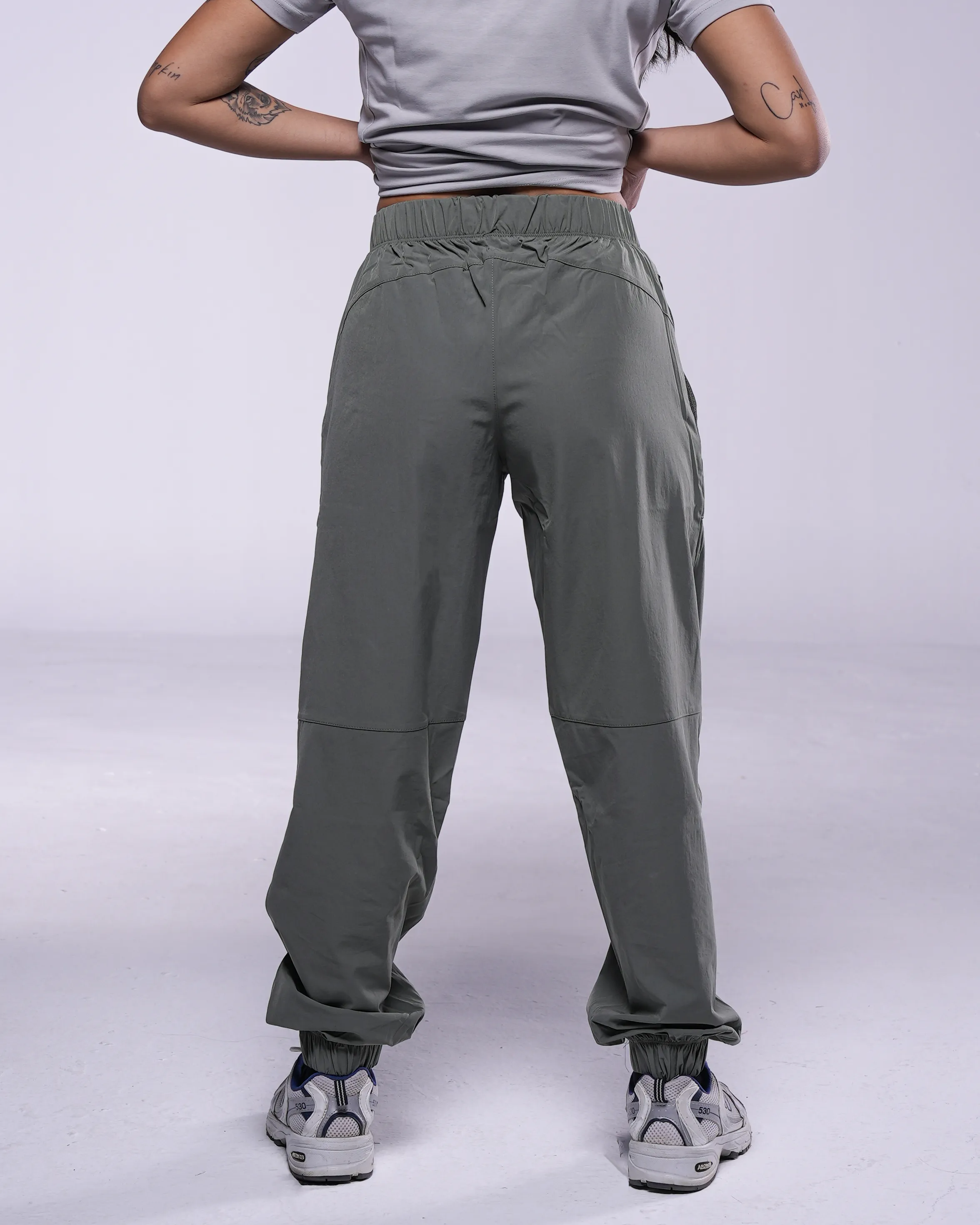 Everywhere Jogger Olive Women