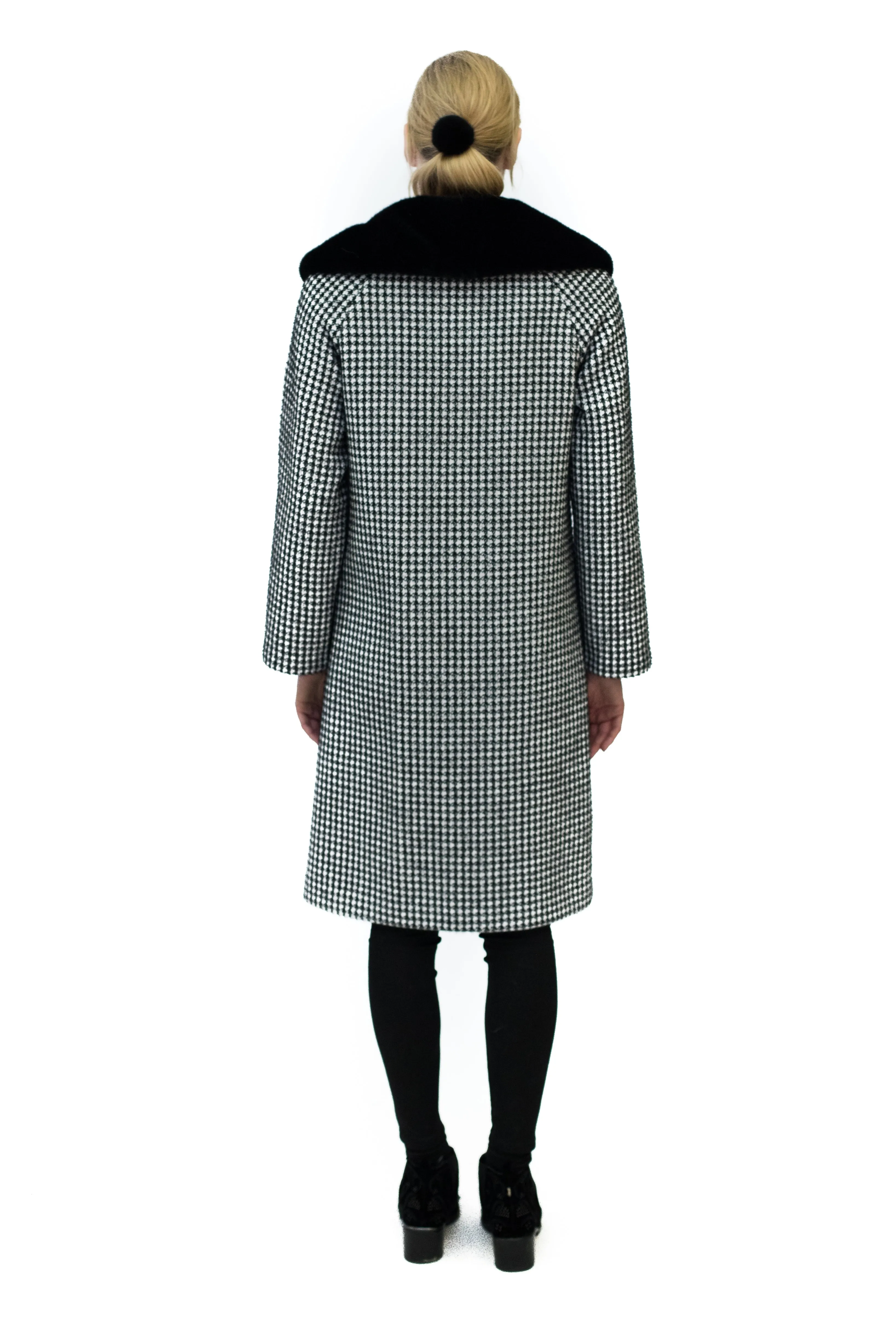 Houndstooth Print Coat with Round Faux Fur Collar