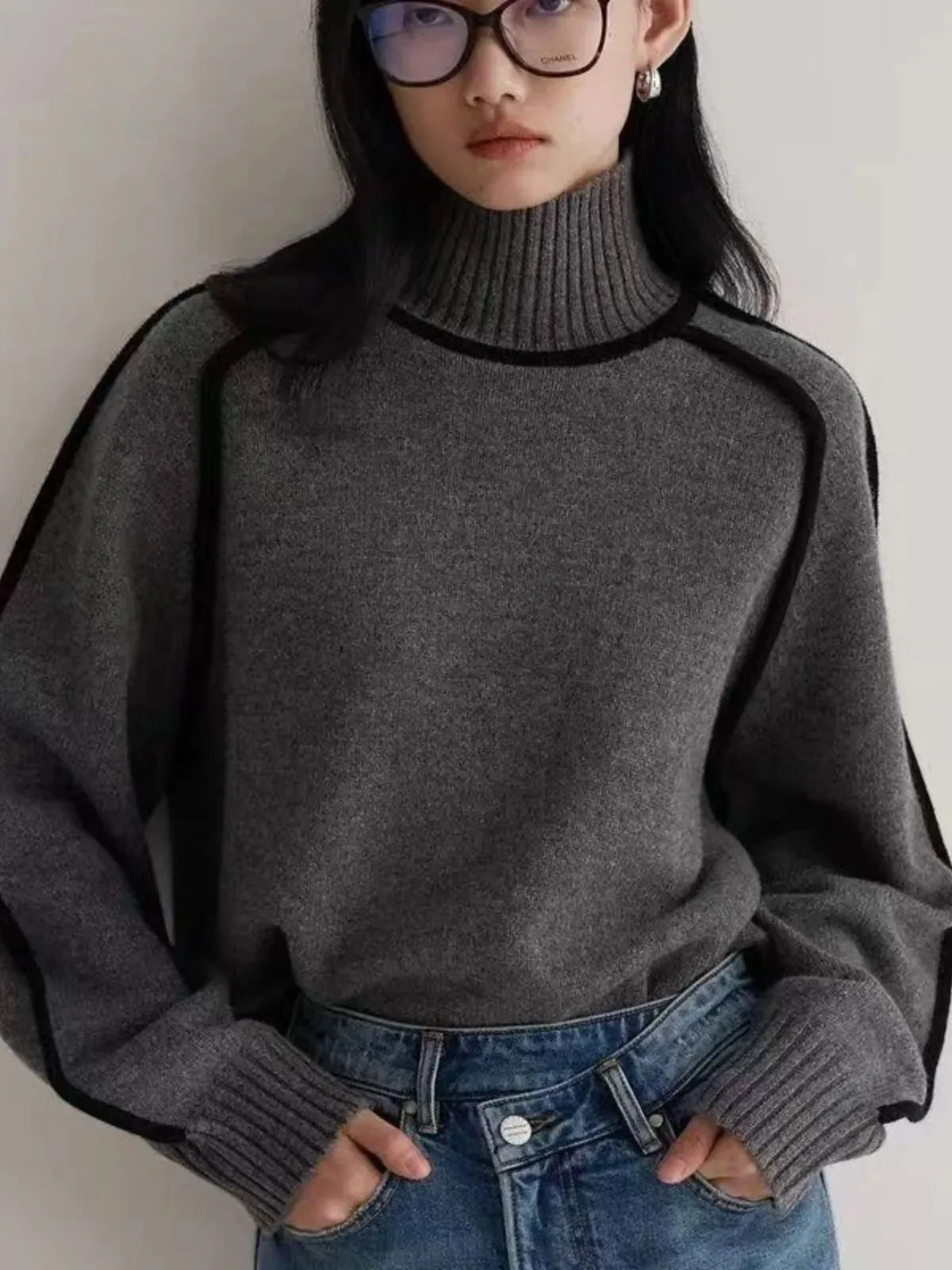 Luxe Wool Edge Trim Turtleneck Sweater