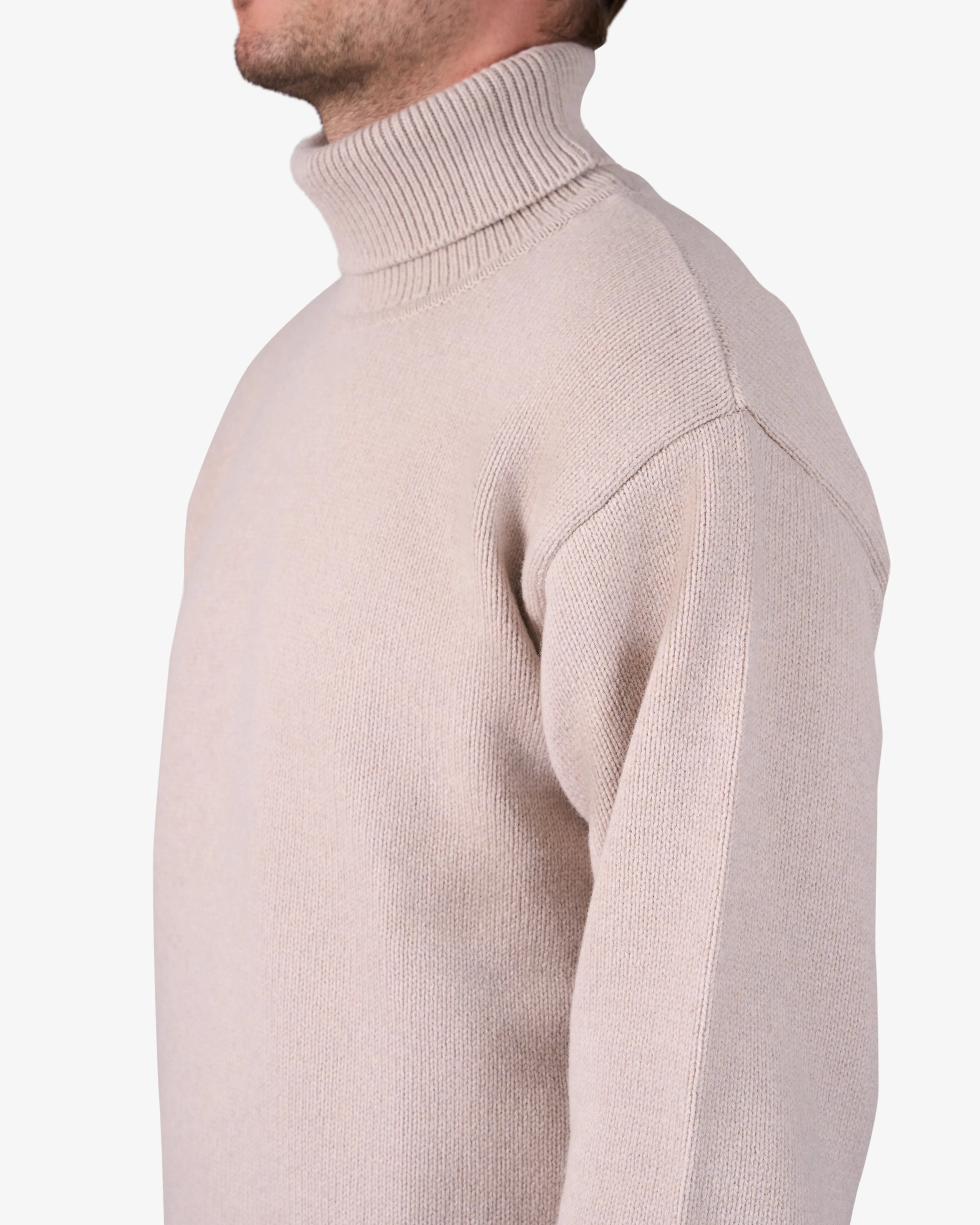 Merino Wool Turtleneck - Scarlet Red