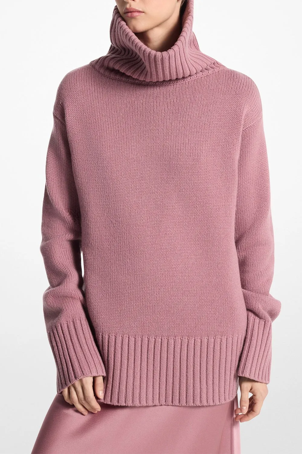 Oversized Turtleneck Pullover - Mauve