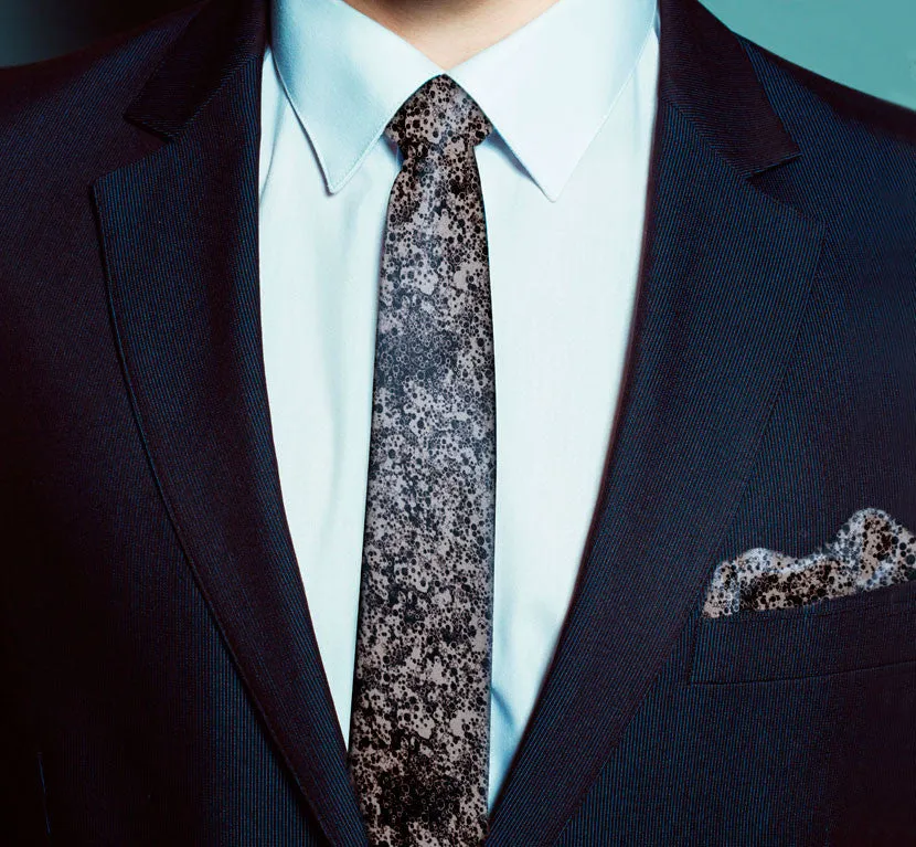 POCKET SQUARE - GREY