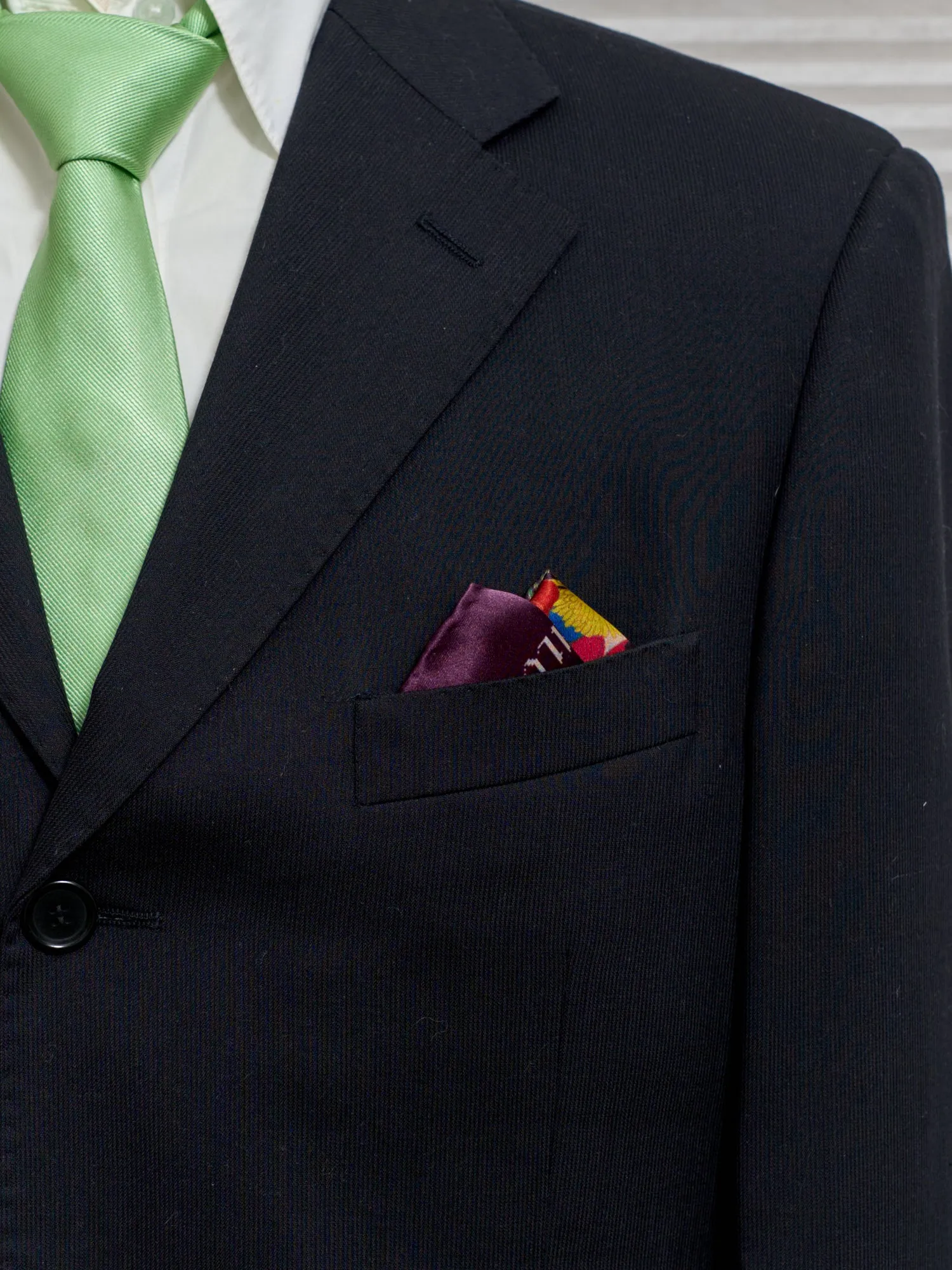 "Los Amores de Frida" Silk Pocket Square - Dark Green