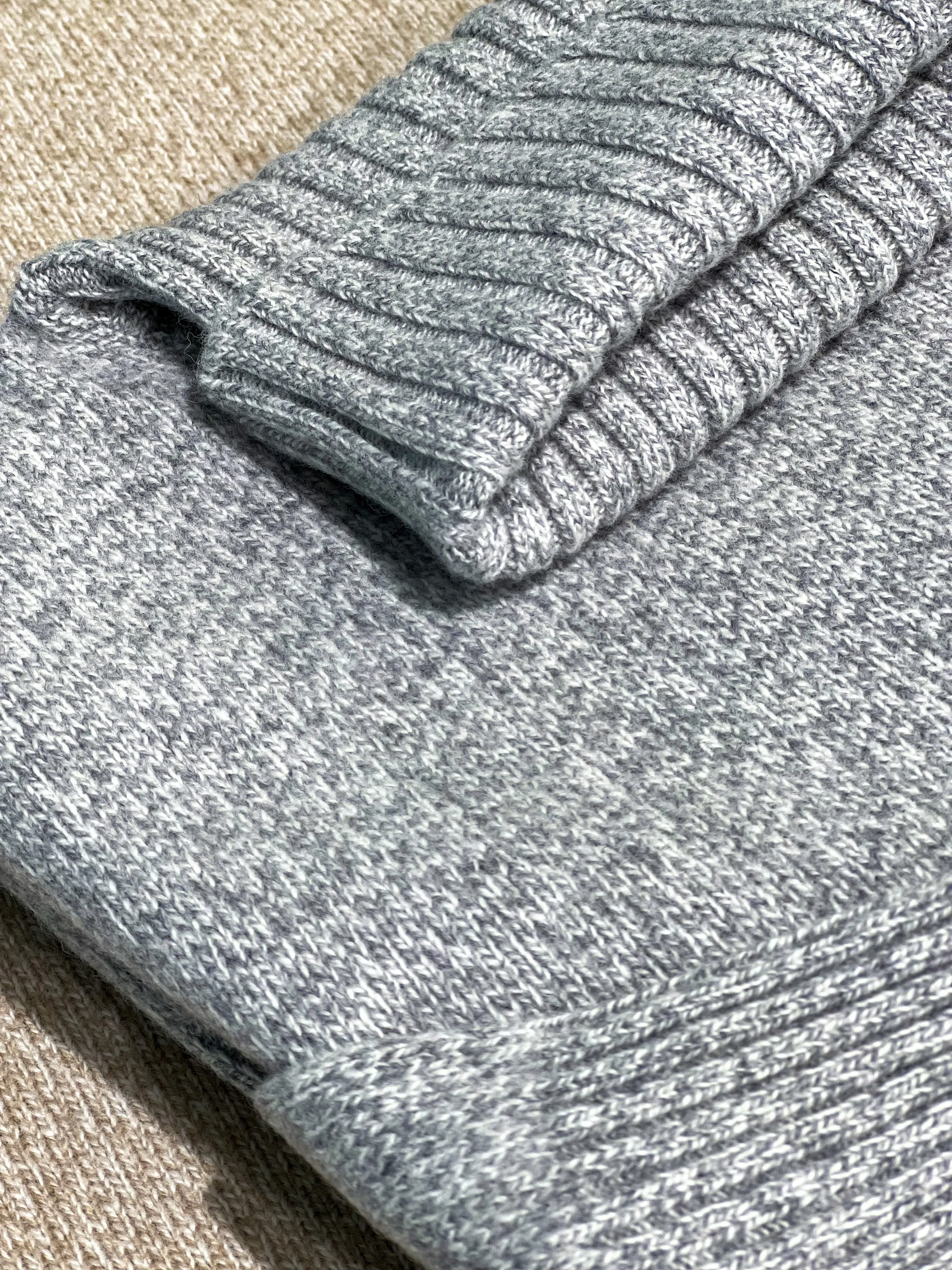 TURTLENECK WOOL & CASHMERE -  LIGHT GREY