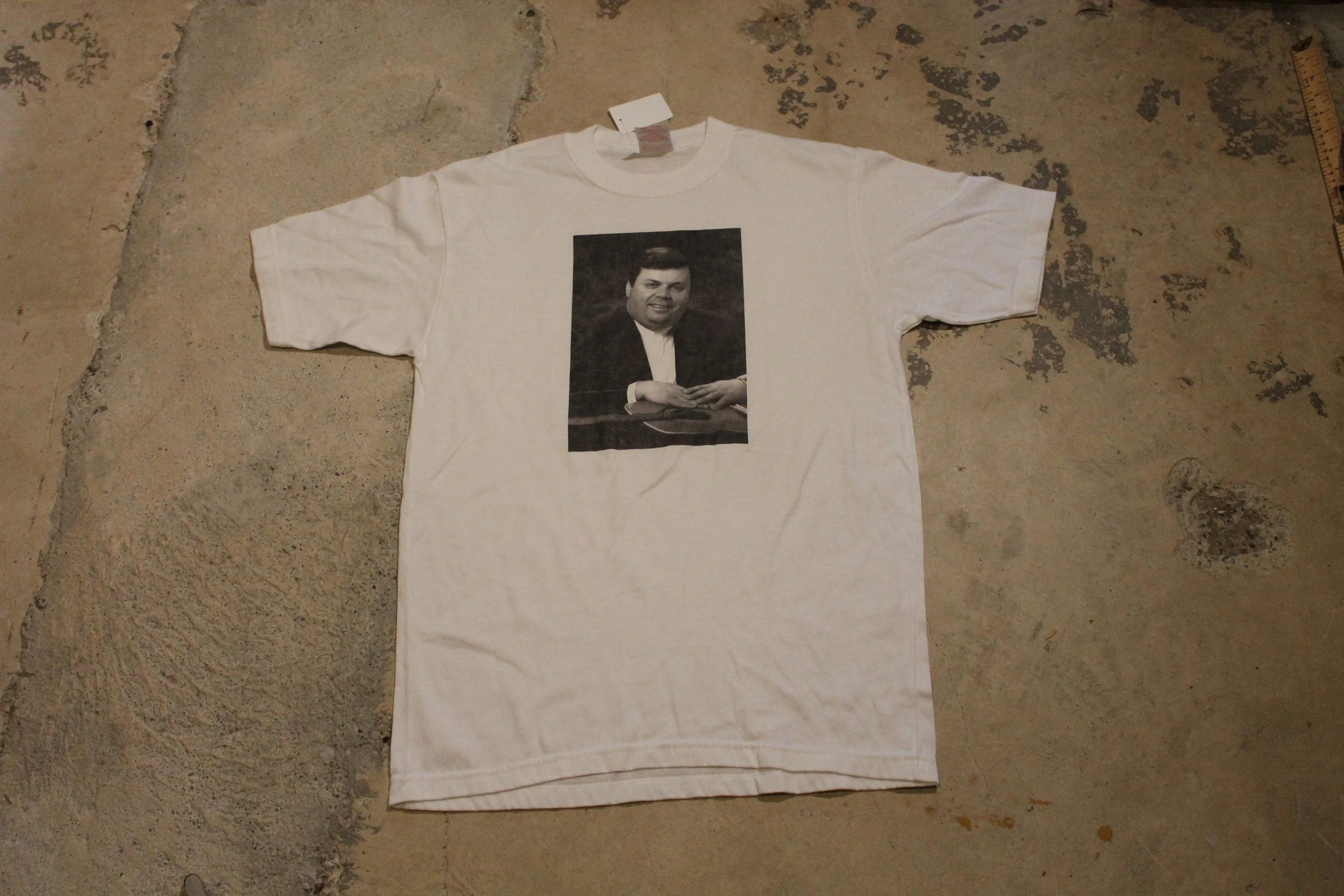 Vintage 1990s Portrait Graphic T-Shirt